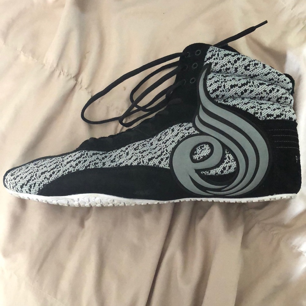 EUC RyderWear Men’s Training Shoes
